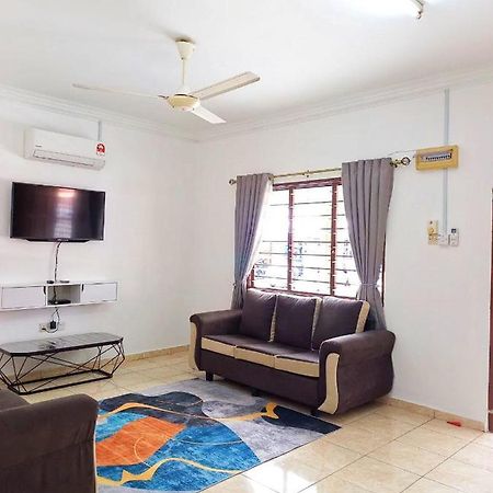 Mz Homestay ชาห์อาลัม ภายนอก รูปภาพ