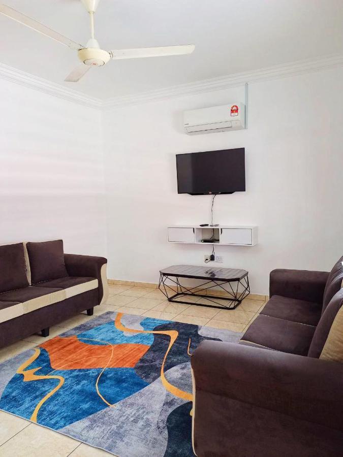 Mz Homestay ชาห์อาลัม ภายนอก รูปภาพ